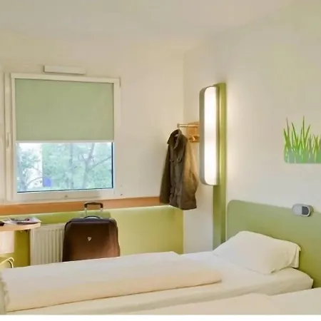 Cambridge Bradford (West Yorkshire)